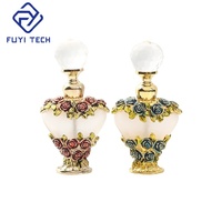 Flacon en verre vintage en forme de cœur de 5 ml avec décor de rose, flacon d'huile de parfum élégant et rechargeable, processus personnalisé disponible