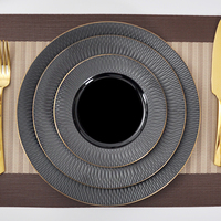 P & T Ensembles de vaisselle Assiettes de restaurant en porcelaine noire Ensembles d'assiettes Vaisselle avec motif Ensembles de vaisselle modernes