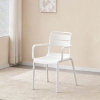 Fauteuil de salle à manger nordique, chaise de café d'extérieur design, dossier en plastique épaissi, empilable, mobilier de maison moderne et léger