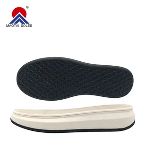 Chinese Fashion Men Eco Friendly Board Shoes Tpr Sole