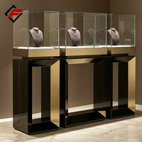 Vitrine à bijoux sur mesure en métal imitation bois, avec vitrine incurvée en verre trempé, comptoir de boutique verrouillable avec éclairage LED