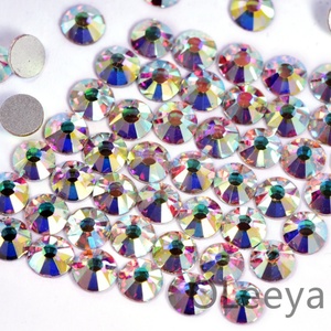 Strass en verre de haute qualité SS3-SS50, non thermocollants, cristal AB, à dos plat, pour la décoration des ongles - Product Image 2