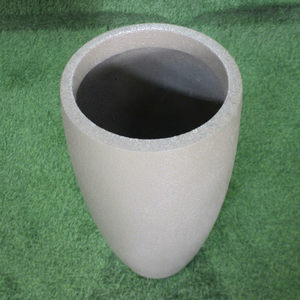 Maceta Clásica Moderna KNT Creations, Textura Rugosa, para Jardín Exterior, Fibra de Vidrio, Tallada a Mano, Duradera y Ligera - Product Image 1
