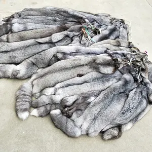 High Quality Fashion Design Whole Animal Fox Skin Sliver Blue Fox Pelts For Sale