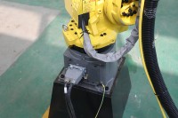 Robot de soudage, de découpe et de nettoyage au laser à fibre entièrement automatique G.Weike LWR1000 3D 6 axes 3000w 6000w