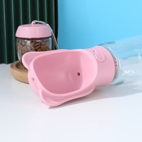 Bouteille d'eau multifonctionnelle pour animaux de compagnie en gros, en stock, gourde de voyage portable pour chien avec compartiment alimentaire séparé pour les promenades en extérieur