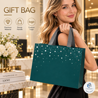 Sacs cadeaux en papier de luxe personnalisés avec logo en feuille d'argent pour vêtements, vente en gros, prix d'usine, livraison en vrac