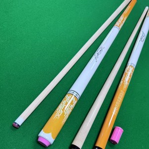 Taco de billar Pink Leopard de 145 cm en 1 pieza, madera blanca de alta calidad para mujer - Product Image 2