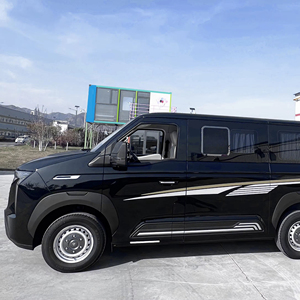 <span class=keywords><strong>Fourgon</strong></span> <span class=keywords><strong>aménagé</strong></span> Sinotruk Pioneer, norme d'émissions nationale V, à empattement court, toit bas, automatique, bleu ciel, blanc Land Rover - Product Image 1
