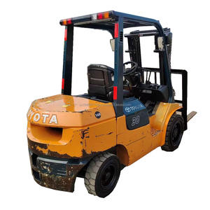 Chariot élévateur diesel d'occasion d'origine japonaise 3 tonnes pour 7FD30 4x4 6M Capacité de levage à vendre à bas prix en état de marche - Product Image 1