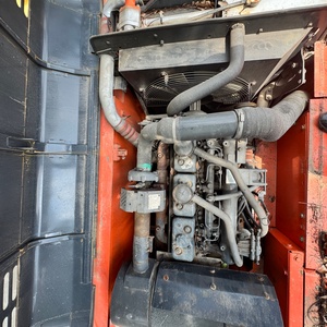 รถขุดเหมืองคุณภาพสูง ใช้งานน้อย 30 ตัน Doosan 300LC-9T รถขุดไฮดรอลิกแบบตีนตะขาบมือสอง - Product Image 5