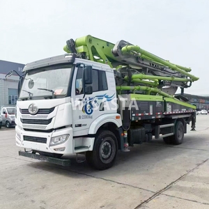 Bomba de Concreto Usada Montada en Camión Diésel Zoomlion Jiefang 2023 con Chasis, Pluma de 6 Secciones, 4X2, Euro VI, 38m, en Venta - Product Image 3