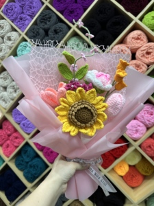 Ramo de Flores de Ganchillo Hecho a Mano, Regalo para Novia, Cumpleaños, Boda, Lirio, Rosa, <span class=keywords><strong>Cala</strong></span>, para Ella, Mamá, con Tarjeta de Felicitación Lista para Usar - Product Image 6