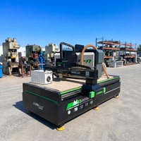 En stock, occasion, machine de fraisage CNC pour bois 1325 avec table à vide, Mach3, roulement simple, prix compétitif