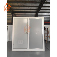 Toilettes et douches modulaires intégrées personnalisées en panneaux sandwich préfabriqués pour camping extérieur et chantiers de construction