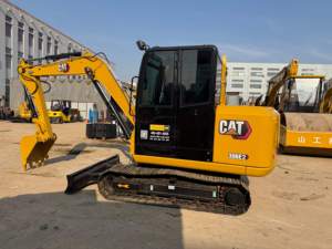 รถขุด CAT 306E2 มือสองคุณภาพสูง |   รถขุดไฮดรอลิกขนาด 6 ตัน พร้อมห้องโดยสารแบบปิดและดอเซอร์ - Product Image 1