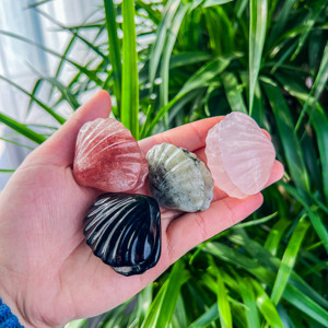 Groothandel Natuurlijke Kristallen: Een Collectie Diverse Gemengde Beeldjes, Genezende Vliegende Draak Rozenbeer Ambachten Beschermend Beeldje - Product Image 4