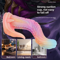 Grand Godemichet en Silicone Souple Effet Dégradé Arc-en-ciel, Double Usage Anal et Vaginal, Tête Texturée Simulée, Base à Ventouse Stable pour Femmes