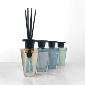 Factory Supplier Fancy Shape Einzigartige mehrfarbige 200ml Glas Aroma Reed Diffusor flaschen mit schönem Deckel