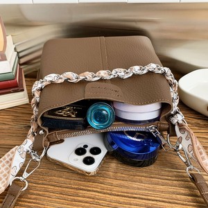 Nouveau sac seau en PU pour femme, style coréen vintage, grande capacité, bandoulière large, sac à bandoulière croisé - Product Image 5