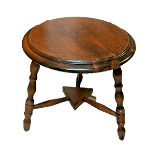 Taburete Bajo de Madera Vintage Barato con 3 Patas Estilo Boho Chic - Product Image 1