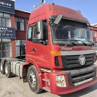 Camion tracteur d'occasion rouge 6x4 360HP ZF manuel, toit haut, FOTON Auman ETX 2017, remis à neuf officiellement, garantie de 6 mois