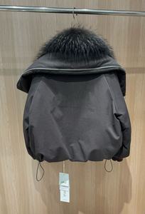 OUDINA Giacca Corta Imbottita da <span class=keywords><strong>Donna</strong></span> con Collo in Vera Pelliccia di Procione, Lussuosa e alla Moda, Calda e Comoda - Product Image 5