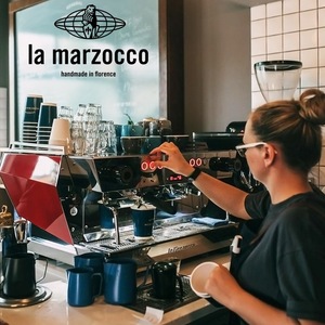 Macchina da Caffè Semiautomatica Conti 2600W Prodotta in Italia per Caffetterie - Product Image 4