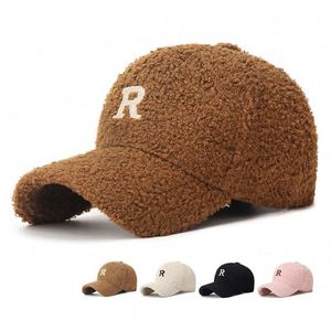 Gorro de Béisbol de Invierno Cálido y Versátil para Mujer, con Letra R Bordada, de Lana Sintética de Cordero, Estilo Hip-Hop, para Otoño y Uso Casual al Aire Libre - Product Image 1