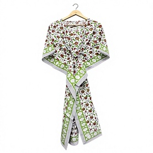 Kaftan Bohème Élégant en Coton pour Femme, Tunique Indienne Florale Faite à la Main, Robe Longue Ample d'Été, Imprimé Vert à Blocs, Séchage Rapide, Idéal pour les Vacances - Product Image 1