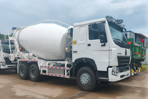 รถผสมคอนกรีต Howo สำหรับงานมืออาชีพ ยี่ห้อ Sinotruk HOWO 6X4 371 แรงม้า ความจุ 14 ลูกบาศก์เมตร - Product Image 4