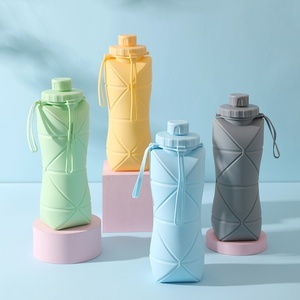 Outdoor Sports Creative Portable Food Grade Silicone Folding <b>Water</b> <b>Bottle</b> High Temperature Resistant 800ml <b>Large</b> Capacity Modern - Product Image 2