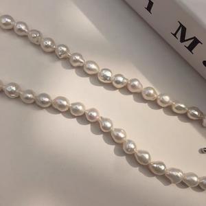 Collier de perles baroques en forme de goutte d'eau à haute brillance à la mode pour femmes, collier rétro irrégulier à plusieurs niveaux, chaîne de clavicule française - Product Image 2