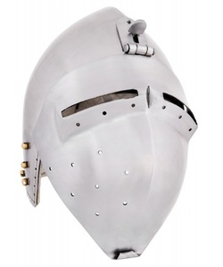 Casque de chevalier médiéval allemand Klappvisor en acier, style gothique, design historique européen précoce, pour musée - Product Image 1