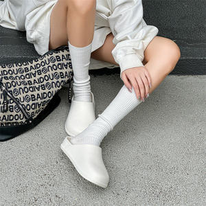 Pantuflas de Invierno para Hombre y Mujer, Ajuste Universal, Antideslizantes, Suaves y Cálidas, Calzado para el Hogar - Product Image 2