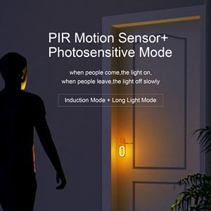 Luce Notturna con Sensore di Movimento in Legno Massello con Gancio, Lavagna Messaggi Fai-da-Te, Lampada da Parete LED Ricaricabile per Maniglia Armadio - Product Image 6
