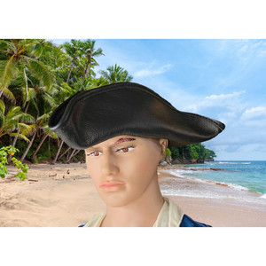 Tricorno in pelle con fiore di ciottolo nero cucito a mano - Product Image 2