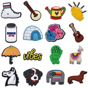 Breloques tendance en PVC pour sabots, guitares, maillots de bain, skateboards, sacs à main, chaussures, pour femmes, sacs, chaussures, pantoufles, sandales, décoration - Product Image 3