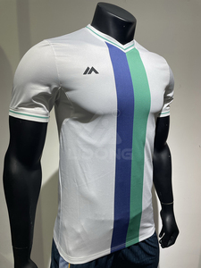 100% 涤纶速干短袖足球服欧洲国家队世界杯定制复古足球球衣 - Product Image 4