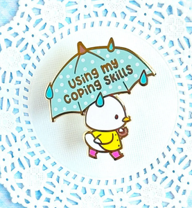 Pin de Esmalte Duro con Diseño de Pato, Habilidades para el Manejo de <span class=keywords><strong>la</strong></span> Ansiedad, Metal Pintado para Chapado en Oro, Salud Mental, Recuperación de Traumas, Terapia, Logotipo, Diseño Kawaii - Product Image 1