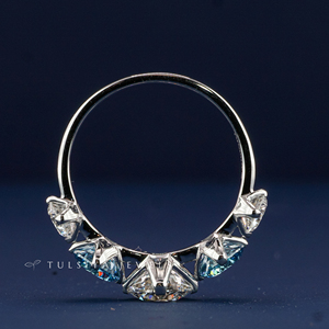 Anillo de Diamantes Sintéticos de Oro de 14K para Mujer, Anillo de Compromiso de Diamantes Creados en Laboratorio de Lujo con Detalles Laterales de Diamantes, Joyería Fina para Regalo - Product Image 6