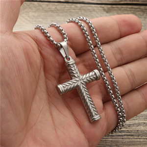 yunnique <b>Cross</b> Pendant Necklace Fashionable Gold Zinc Alloy Unisex Gift Jewelry - Product Image 3