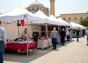Mercado al aire libre, marco de aleación de aluminio pesado, tienda de feria comercial para bienes raíces, promoción al aire libre para cabinas de exposición - Product Image 3