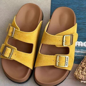 Tendencias de moda de verano: sandalias de mujer con punta abierta, versátiles, con diseño de tiras y una falda resistente. - Product Image 4