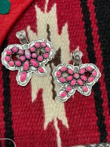 คอลเลคชั่นคริสต์มาส จี้หินธรรมชาติประดับขอบสีชมพูสด ทำด้วยมือ ชุบทอง เงินสเตอร์ลิง - Product Image 2