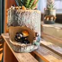 Maceta de Resina con Forma de Tronco de Árbol ROOGO, con Orificio de Drenaje y Suculenta Artificial, Maceta Hecha a Mano para Paisajes