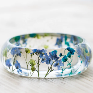 Venta al por mayor de diseño de moda azul Forget <span class=keywords><strong>Me</strong></span> Not Real flor prensada brazalete de resina hecho a mano regalos de joyería únicos - Product Image 2