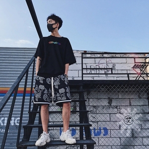 All'ingrosso 70 anni a vita alta <span class=keywords><strong>Bandana</strong></span> africano <span class=keywords><strong>pantaloncini</strong></span> da spiaggia Casual da uomo nero Paisley stampa <span class=keywords><strong>pantaloncini</strong></span> da tavola per gli uomini - Product Image 2