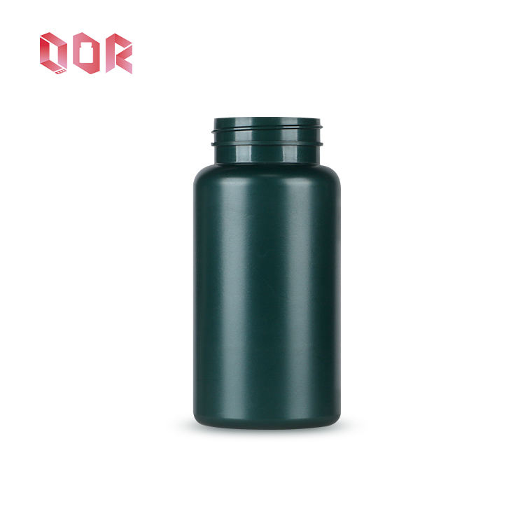 สีเขียวเข้ม