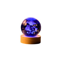 Boule de cristal de quartz transparente gravée en 3D transfrontalière avec base lumineuse, petite veilleuse, décoration de bureau, pour étudiant